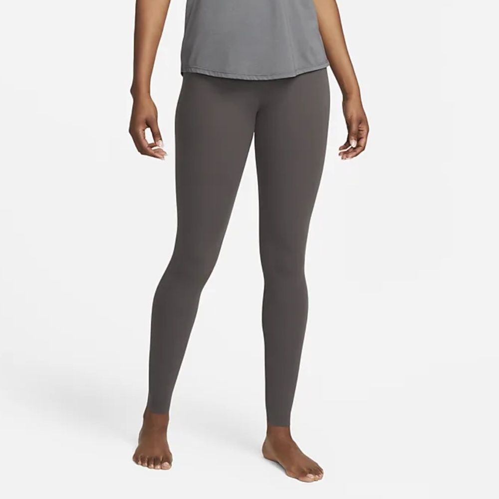 NWT Nike Women's Yoga 7/8 Leggings - Picture 2 of 8